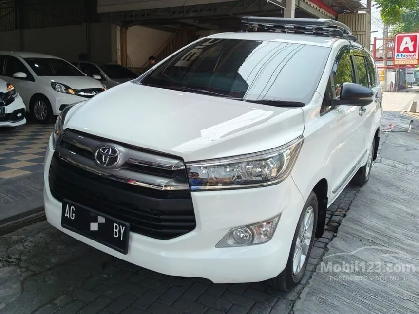 Jual Mobil Toyota Kijang Innova 2019 G 2.4 di Jawa Timur Manual MPV Putih Rp 328.000.000