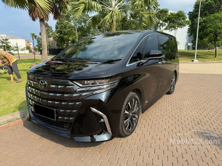 Jual Mobil Toyota Alphard 2023 HEV (Premium Color) 2.5 di DKI Jakarta Automatic MPV Hitam Rp 1.560.000.000
