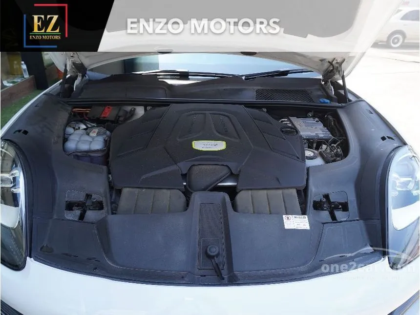 2018 Porsche CAYENNE E-Hybrid SUV