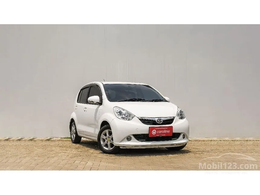 2014 Daihatsu Sirion D Hatchback
