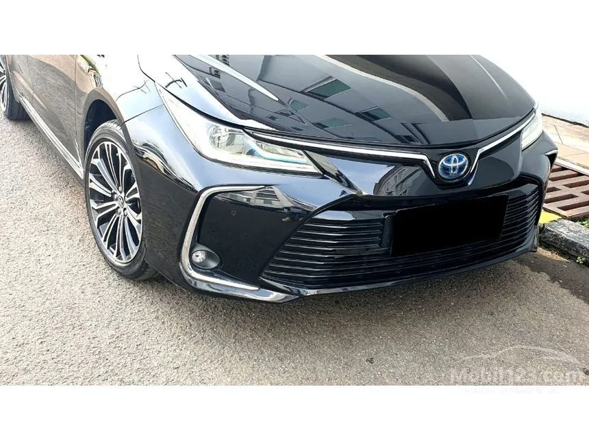 2021 Toyota Corolla Altis V Sedan