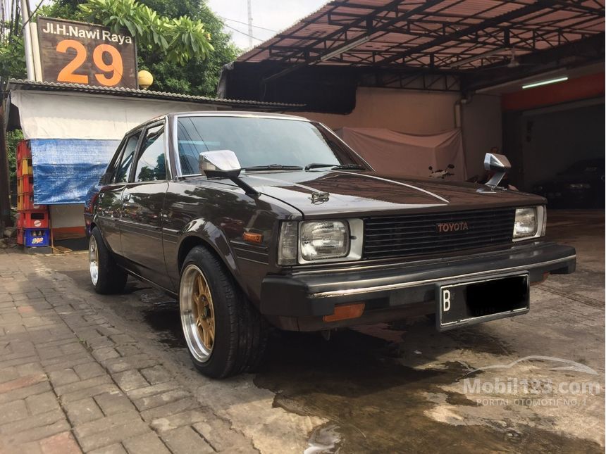  Jual  Mobil  Toyota Corolla  1981 DX  Automatic 1 3 di DKI 