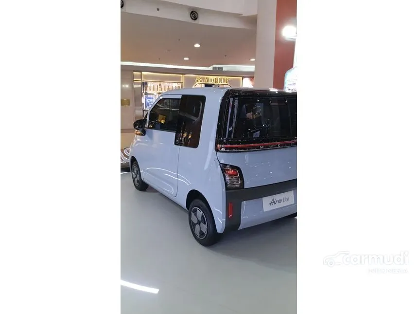 2024 Wuling EV Air ev Lite Long Range Hatchback