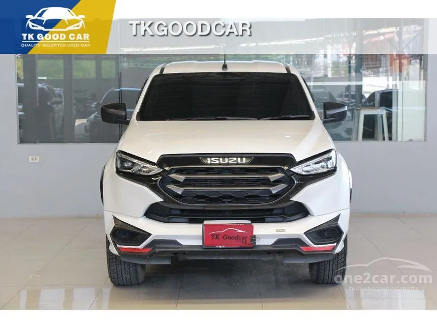 2022 Isuzu MU-X Active SUV