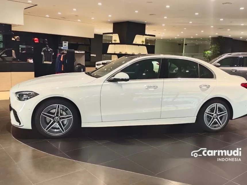 2023 Mercedes-Benz C300 AMG Line Sedan