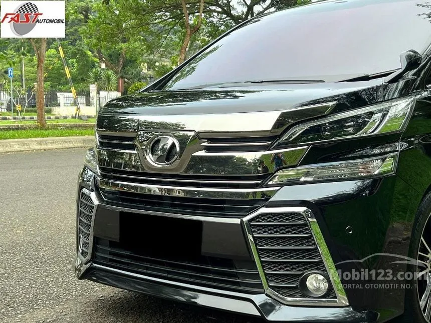 2015 Toyota Vellfire Z MPV