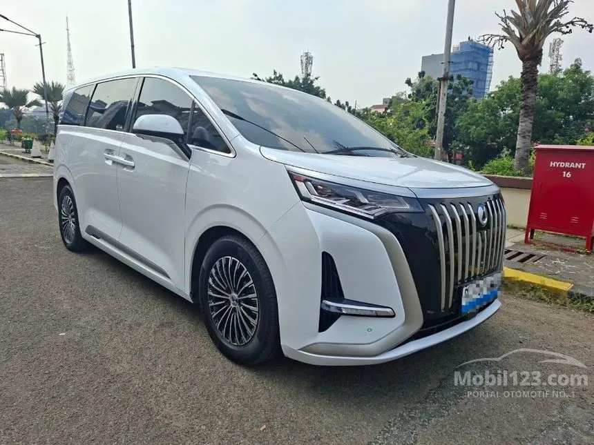 2025 Denza D9 Advanced MPV