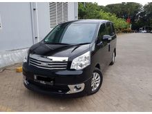 2015 Toyota NAV1 2.0 V Limited MPV
