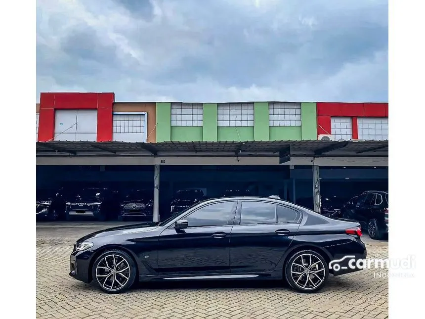 2023 BMW 520i M Sport Sedan