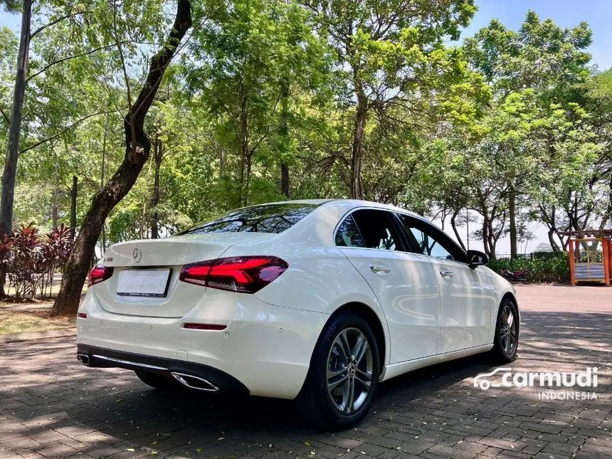 2021 Mercedes-Benz A200 progressive line Sedan