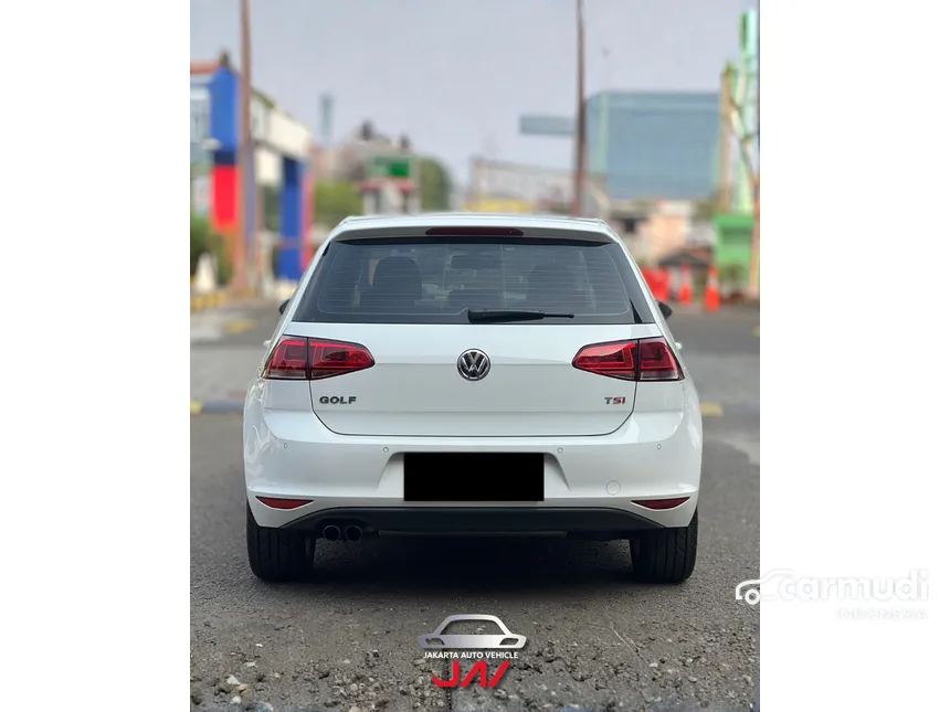 2014 Volkswagen Golf TSI (CKD) Hatchback