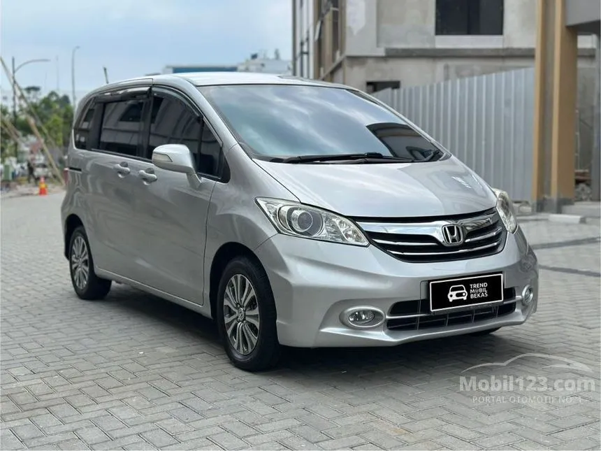 2014 Honda Freed S MPV