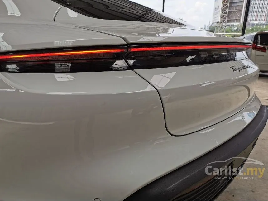 2020 Porsche Taycan 4S Sedan