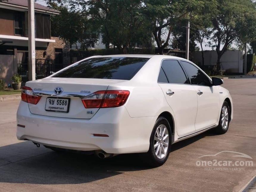 Toyota Camry 2013 Hybrid 2.5 in กรุงเทพและปริมณฑล Automatic Sedan สีขาว