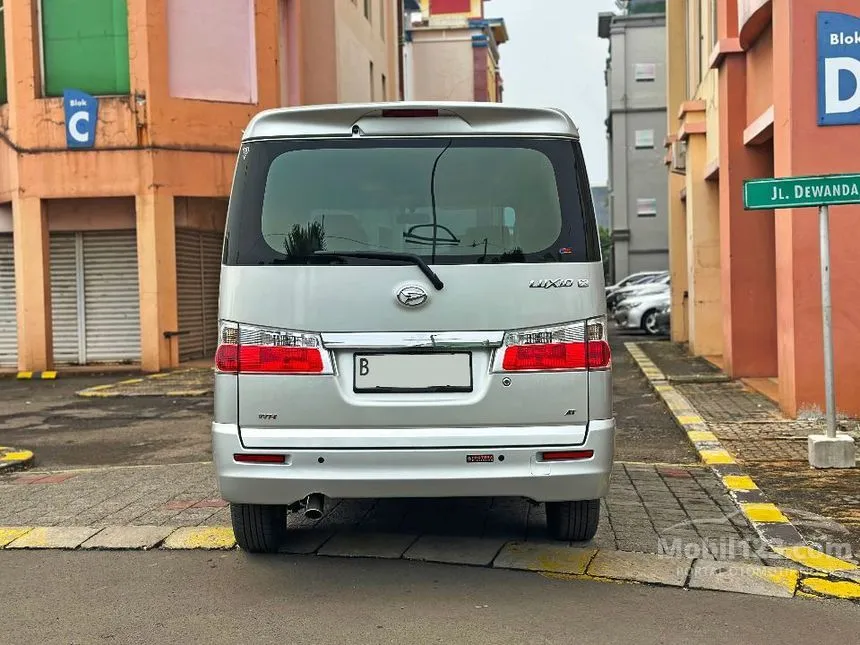 2023 Daihatsu Luxio X Van