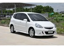 2007 Honda JAZZ 1.5 (ปี 03-07) E Hatchback