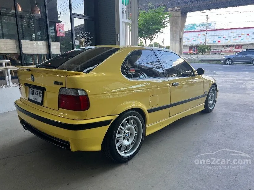 1996 BMW 316i Hatchback