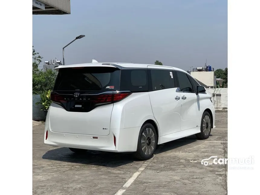 2024 Toyota Alphard HEV Modellista MPV