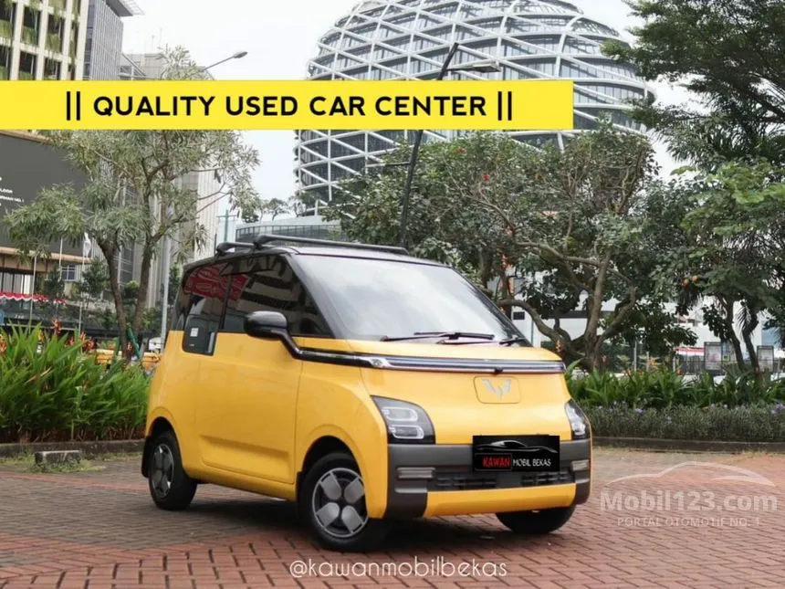 Jual Mobil Wuling EV 2023 Air ev Long Range di Banten Automatic Hatchback Kuning Rp 177.000.000