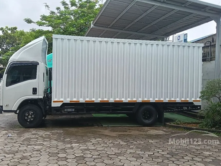 2026 Isuzu Elf NMR L Truck