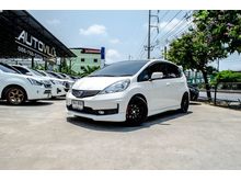 2013 Honda Jazz 1.5 (ปี 08-14) SV i-VTEC Hatchback AT