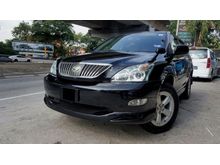 Toyota Harrier 3.0VVTI NEW FACELIFT,PANAROMIC ROOF 2005,LIMITED SPEC,ORIGINAL BODY KIT,FULL LEATHER SEATS,CRYSTAL BLACK IN COLOUR,NICE INTERIOR