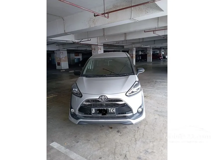 Jual Mobil Toyota Sienta 2016 Q 1.5 di DKI Jakarta Automatic MPV Silver Rp 155.000.000