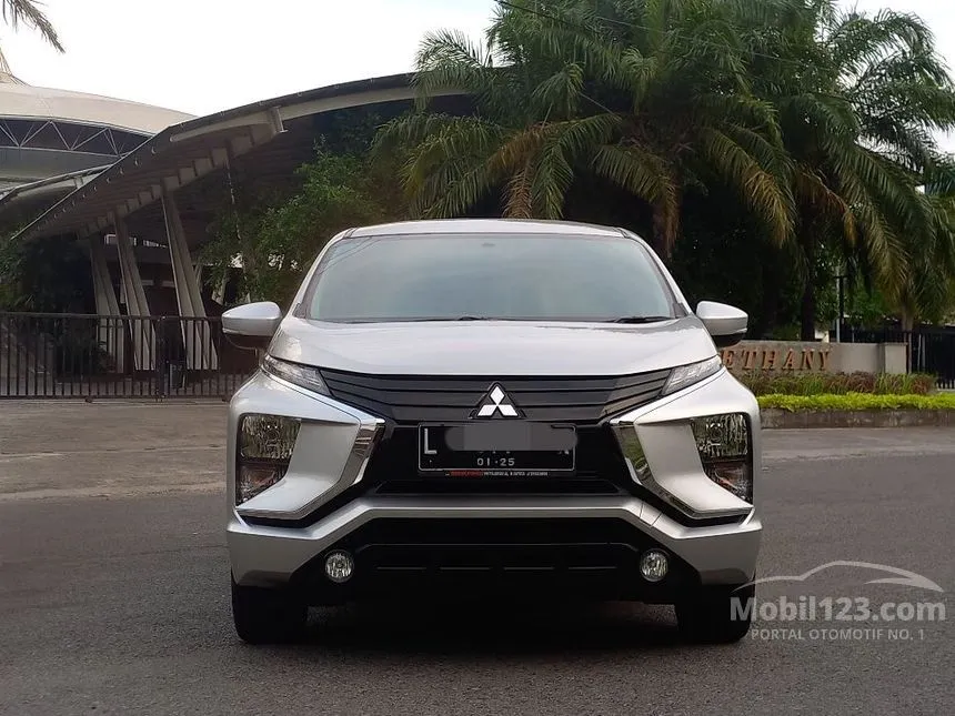 Jual Mobil Mitsubishi Xpander 2019 EXCEED 1.5 di Jawa Timur Automatic Wagon Silver Rp 200.000.006