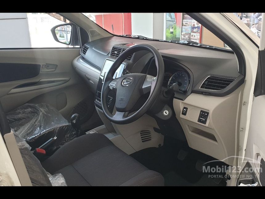 Jual Mobil Daihatsu Xenia 2019 R DELUXE 1.3 di Yogyakarta 