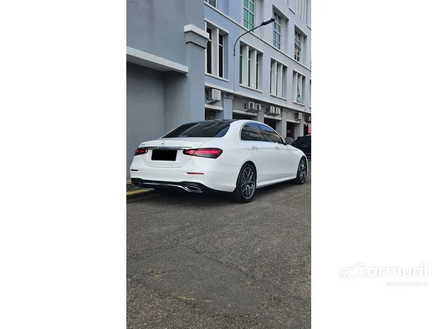 2022 Mercedes-Benz E300 AMG Line Sedan