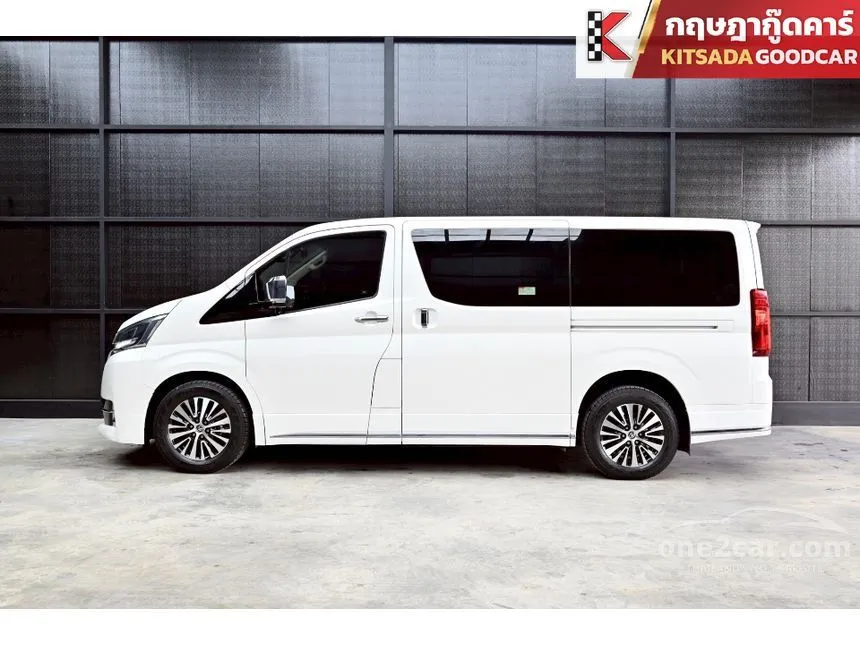 2020 Toyota Majesty Premium Van