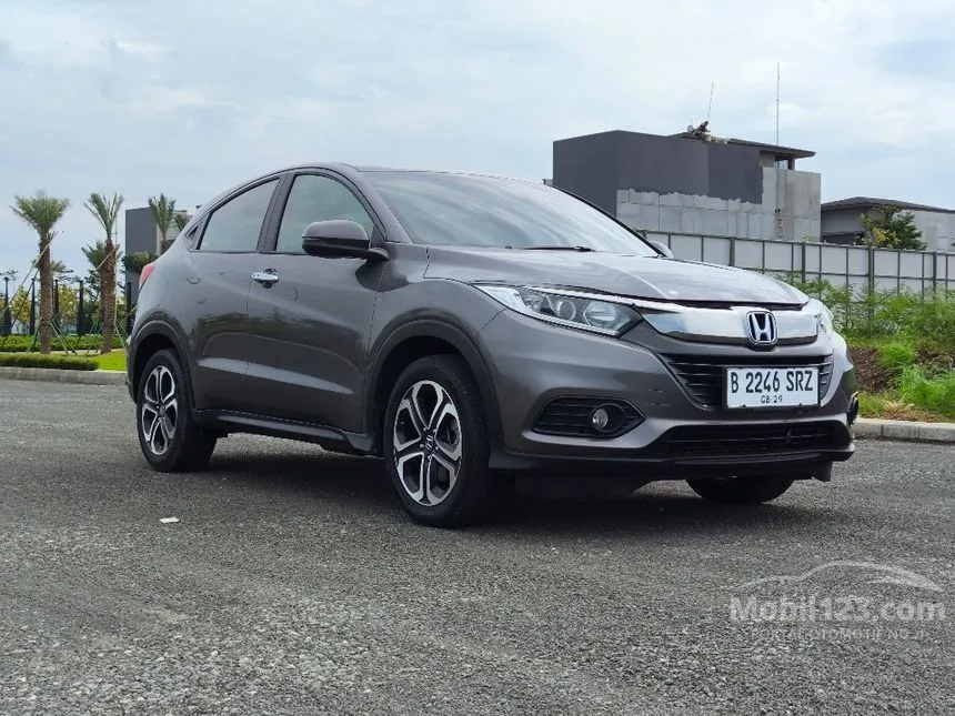 Jual Mobil Honda HR