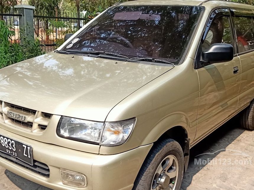 Jual Mobil Isuzu Panther  2002 LS Hi Grade 2 5 di DKI 