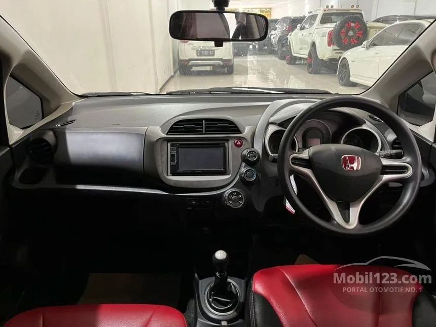 2013 Honda Jazz RS Hatchback