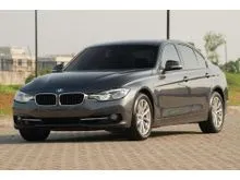 2017 BMW 320i 2.0 Sport Sedan Mulus Mesin Kering ga ada Bocor2 Bisa General Chek atau Inspeksi dimana Saja Garansi Mesin Transmisi 1 Tahun