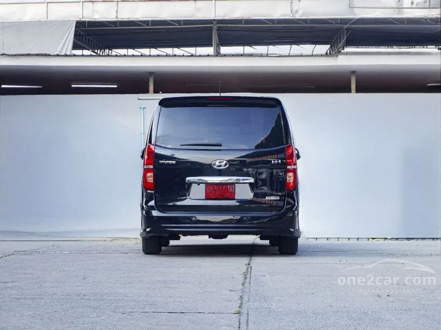 2020 Hyundai H-1 Deluxe Van
