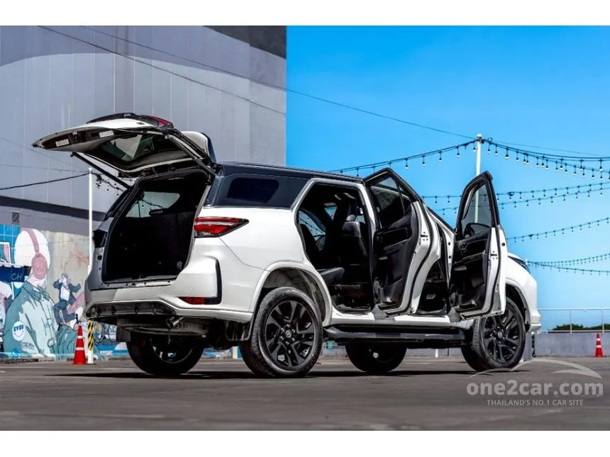 2022 Toyota FORTUNER GR Sport SUV