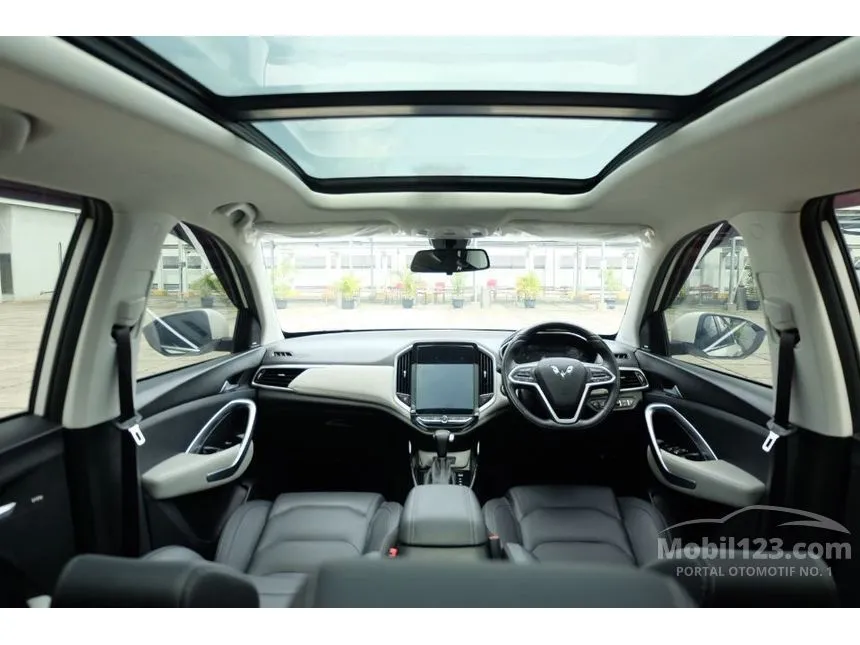 2022 Wuling Almaz Exclusive 7 Seater SUV