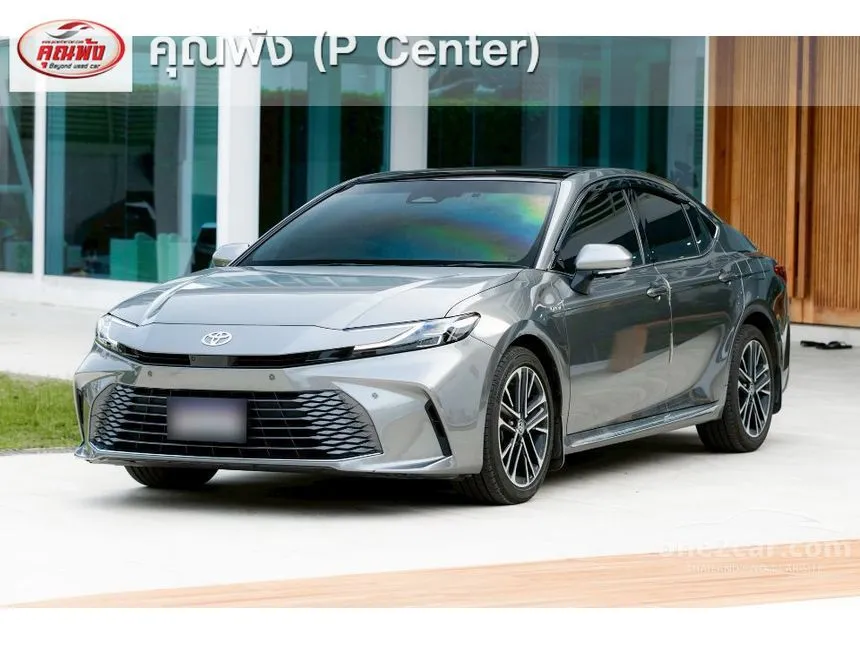 2025 Toyota CAMRY HEV Premium Luxury Sedan