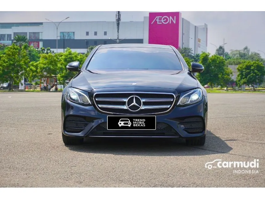 2017 Mercedes-Benz E300 AMG Line Sedan