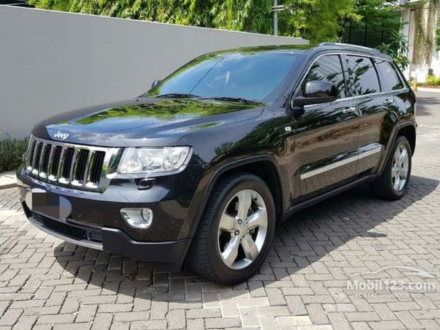  Jeep  Grand  Cherokee  Limited Mobil  bekas dijual di 