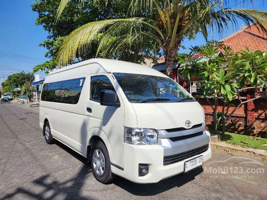 2024 Toyota Hiace Commuter Van