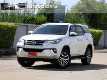 2017 Toyota Fortuner 2.4 (ปี 15-18) V SUV