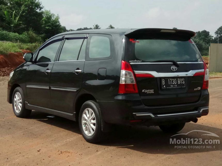 Jual Mobil Toyota Kijang Innova 2014 V 2.5 di Banten 