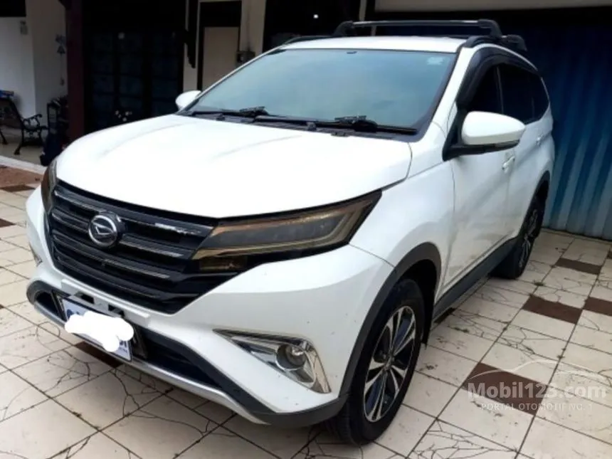 Jual Mobil Daihatsu Terios 2018 R 1.5 di Jawa Barat Automatic SUV Putih Rp 160.000.000