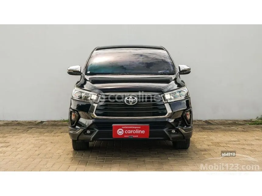 2021 Toyota Kijang Innova Venturer MPV