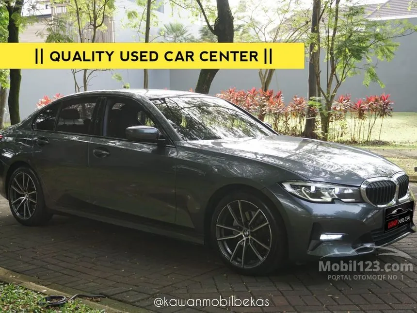 Jual Mobil BMW 320i 2021 Sport 2.0 di DKI Jakarta Automatic Sedan Abu