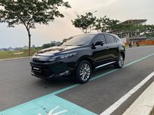 Tangan pertama Toyota Harrier 2.0 Alles CBU AT 2015