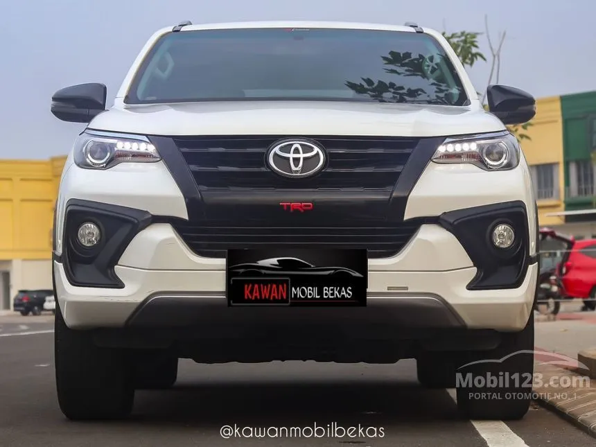 Jual Mobil Toyota Fortuner 2018 TRD 2.4 di DKI Jakarta Automatic SUV Putih Rp 410.000.000