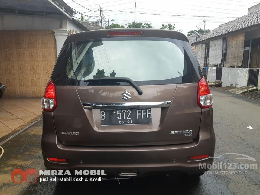  Jual  Mobil  Suzuki  Ertiga  2013 GX 1 4 di  Jawa Barat Manual 